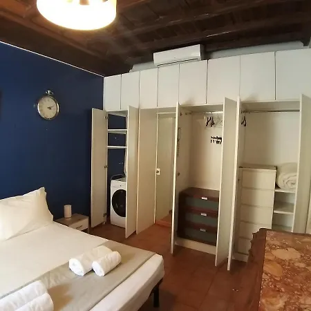 شقة Easy Holidays - Laterano